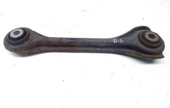 Rear control arm