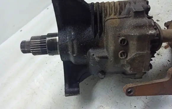 Nissan X-Trail T30 Front differential XUK