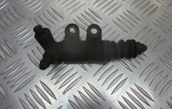Mazda Premacy Clutch slave cylinder 