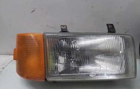 Volkswagen Transporter - Caravelle T4 Headlight/headlamp