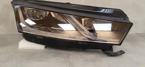 Headlight/headlamp