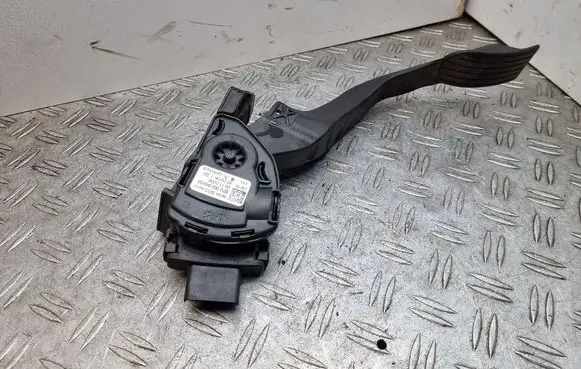 Citroen C3 Accelerator throttle pedal 9683001580