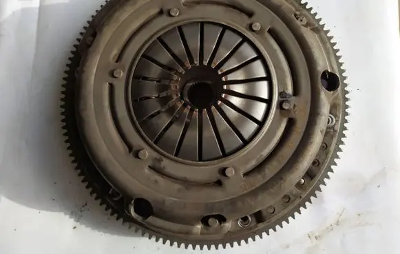 Volkswagen Polo IV 9N3 Clutch set kit 03D141025B 03D105333
