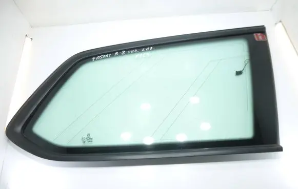 Volkswagen PASSAT B8 Rear side window 3G9845298BP 3G9845297