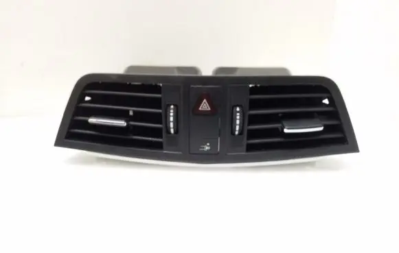 Mercedes-Benz E C207 W207 Dash center air vent grill A2078300054