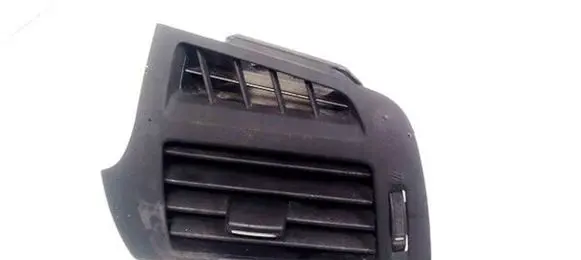 Toyota Verso Dash center air vent grill 556500F020 55650-0F020