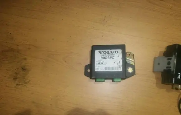 Volvo S40, V40 Other control units/modules 30822397