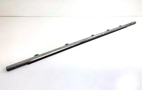 Honda CR-V Front door windshield rail 