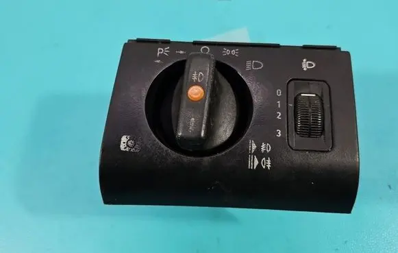 Mercedes-Benz C W202 Light switch 2026890280 IMPRK1541722