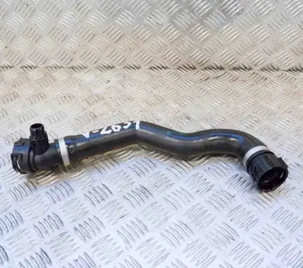 BMW 4 F32 F33 Engine coolant pipe/hose 7812941 14837810