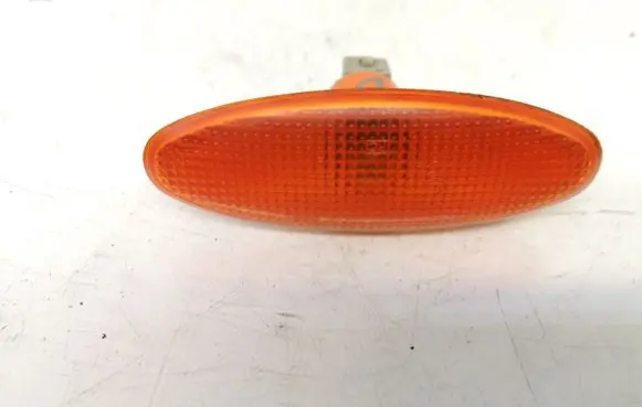 Ford Cougar Front fender indicator light