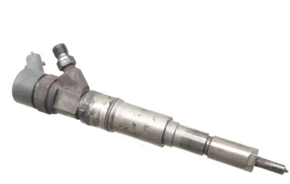 BMW 5 E39 Fuel injector 0445110048 7785985