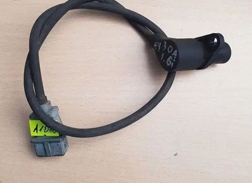 Audi A4 S4 B5 8D Crankshaft position sensor 050906433