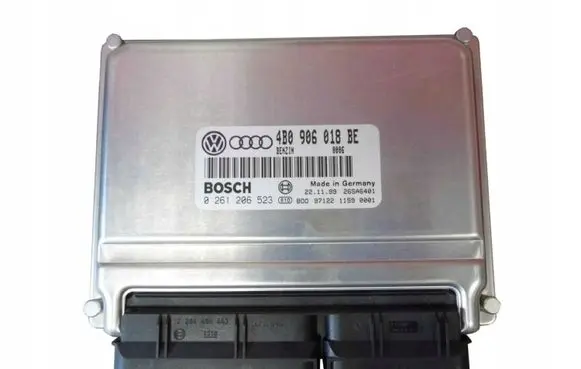 Audi A4 S4 B5 8D Engine control unit/module 4B0906018 0261206523
