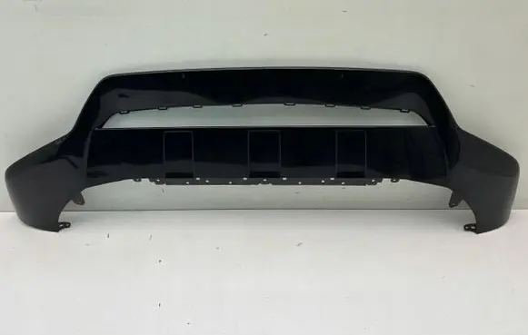 Front bumper lip