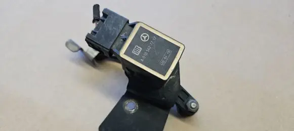 Mercedes-Benz GL X164 Air suspension front height level sensor A0105427717 0105427717 A1643280240