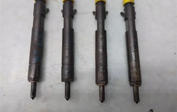 Ford Focus Fuel injectors set