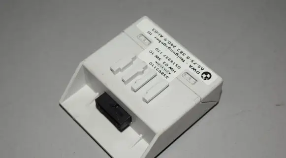 BMW X5 E53 Yaw turn rate sensor 8382240