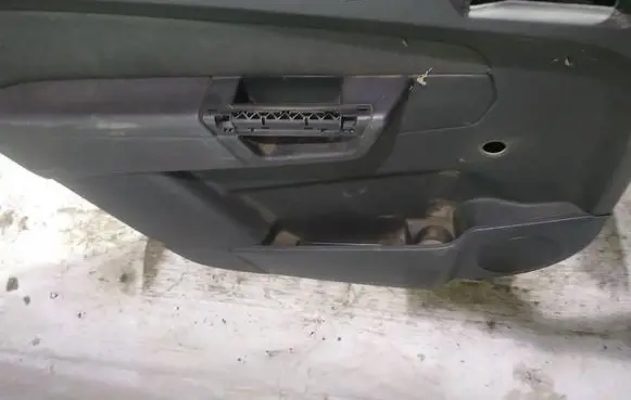 Opel Zafira B Rear door card panel trim