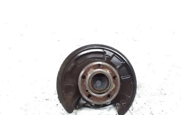 Mercedes-Benz CLA C117 X117 W117 Rear wheel hub spindle/knuckle 2460306