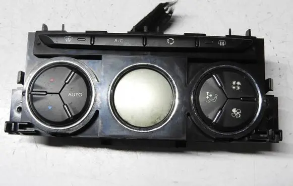 Citroen C3 Climate control unit 96831720XT