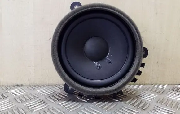 Volvo S80 Front door speaker 30657445