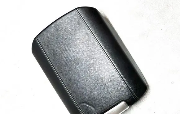 Porsche Cayenne (92A) Armrest 