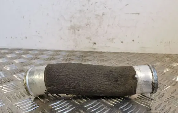 Intercooler hose/pipe