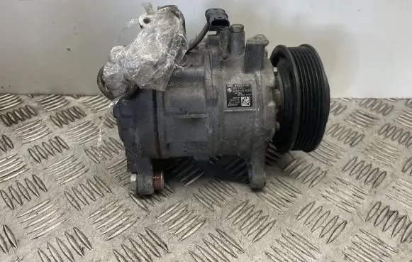 BMW 2 F22 F23 Air conditioning (A/C) compressor (pump) 9330831 64529330831