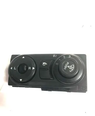 Chevrolet Captiva Light switch UB8F27