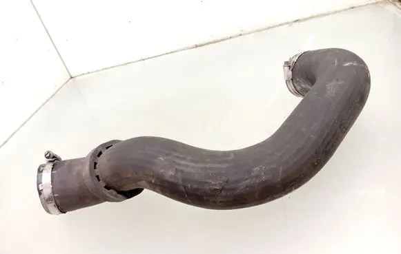 Volkswagen Transporter - Caravelle T5 Intercooler hose/pipe 7E0145980