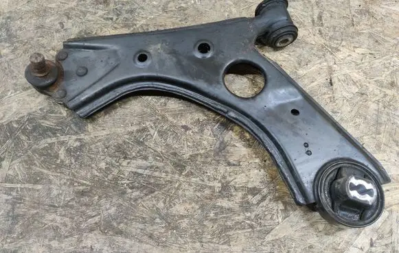 Fiat Doblo Front lower control arm/wishbone