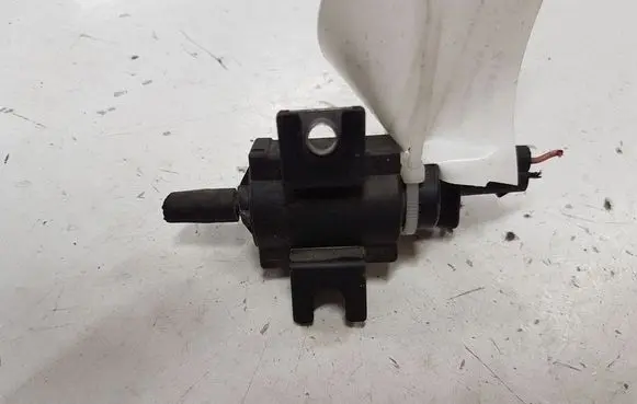 Lexus IS 220D-250-350 Sensor 258600R010