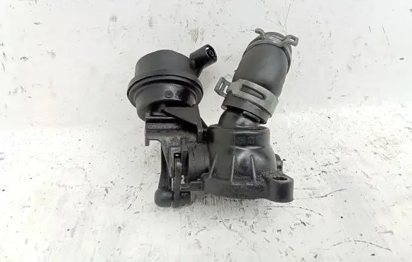 Audi A8 S8 D4 4H Engine coolant pipe/hose 059121737