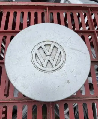 Volkswagen Golf III Original wheel cap 1H0601149 1H0601149H