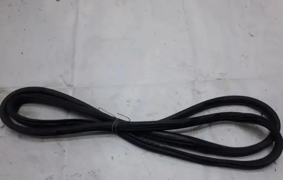 KIA Rio Rubber seal front coupe door 