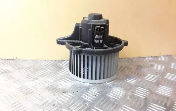 Mitsubishi Carisma Heater fan/blower NOCODE