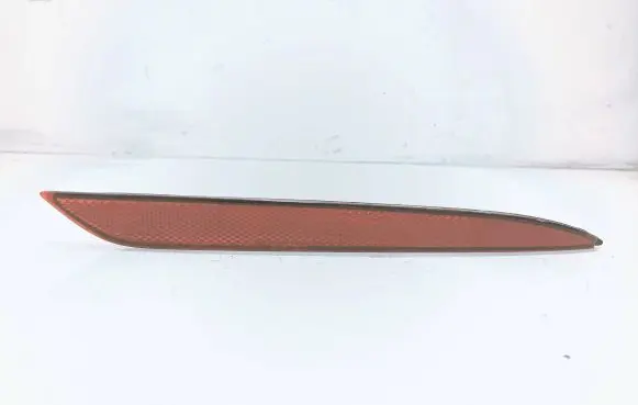 Tesla Model S Rear tail light reflector 600770600C 0013427560 134275067319