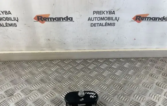 Mini One - Cooper R50 - 53 Wing mirror switch 6924652