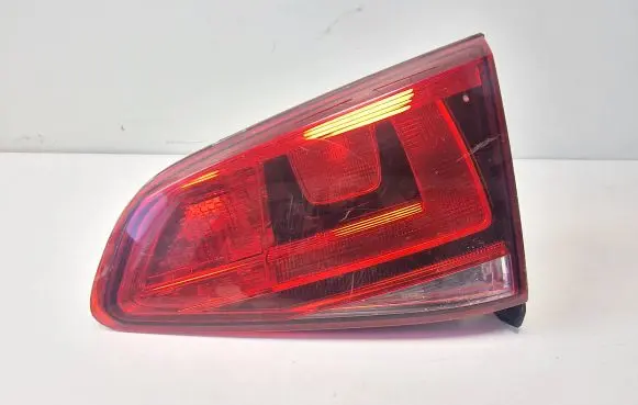 Volkswagen Golf VII Tailgate rear/tail lights 5G0945094AF