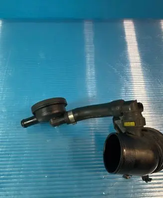 Renault Scenic II - Grand scenic II Breather/breather pipe/hose 8200045745 391117191S