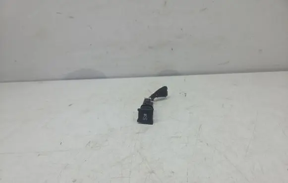 Chevrolet Captiva Traction control (ASR) switch 
