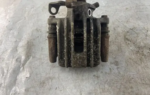 Rear brake caliper