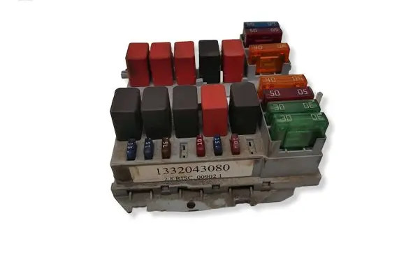 Peugeot Boxer Fuse module 1332043080