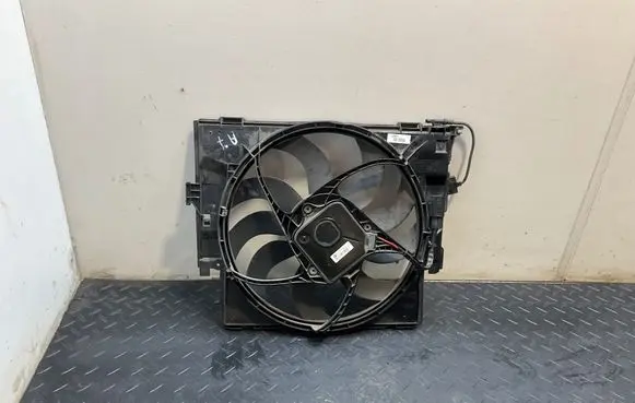 BMW 4 F36 Gran coupe Electric radiator cooling fan 8641964 152723