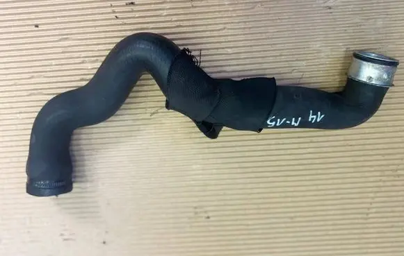 Intercooler hose/pipe