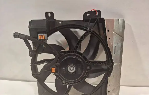 Citroen C3 Radiator cooling fan shroud 9682902080