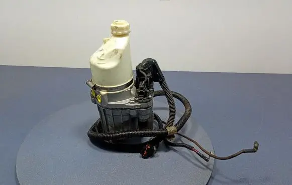 Opel Zafira B Power steering pump 7625129