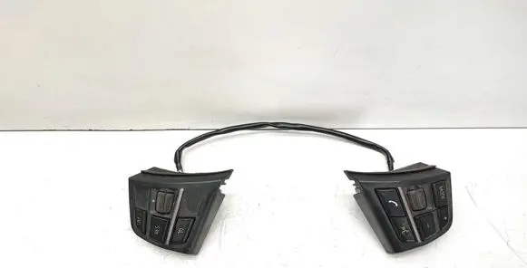 BMW 5 F10 F11 Steering wheel buttons/switches 9218395