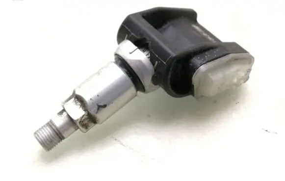 Mercedes-Benz E W212 Tire pressure sensor A0009052102
